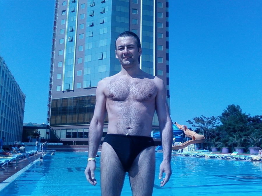 ahmet hasan suer, 61, Istanbul, Turkey