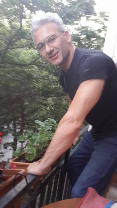 ahmet hasan suer, 61, Istanbul, Turkey