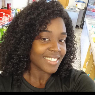 Thais Valdes, 27, Havana, Cuba