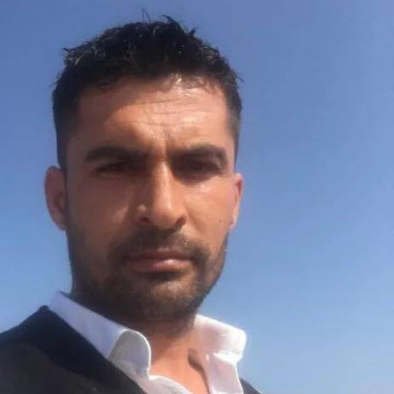 Özgür Akkaş, 47, Istanbul, Turkey