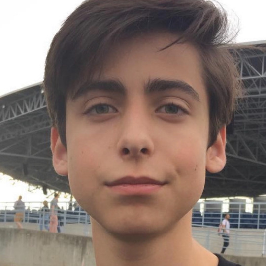 grayson, 18, Kuwait City, Kuwait