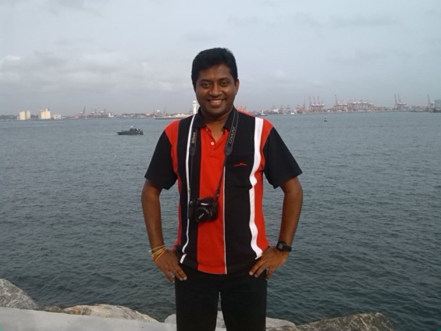 Tharanga, 43, Colombo, Sri Lanka