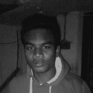 Race Guranne Suraj, 30, Calcutta, India