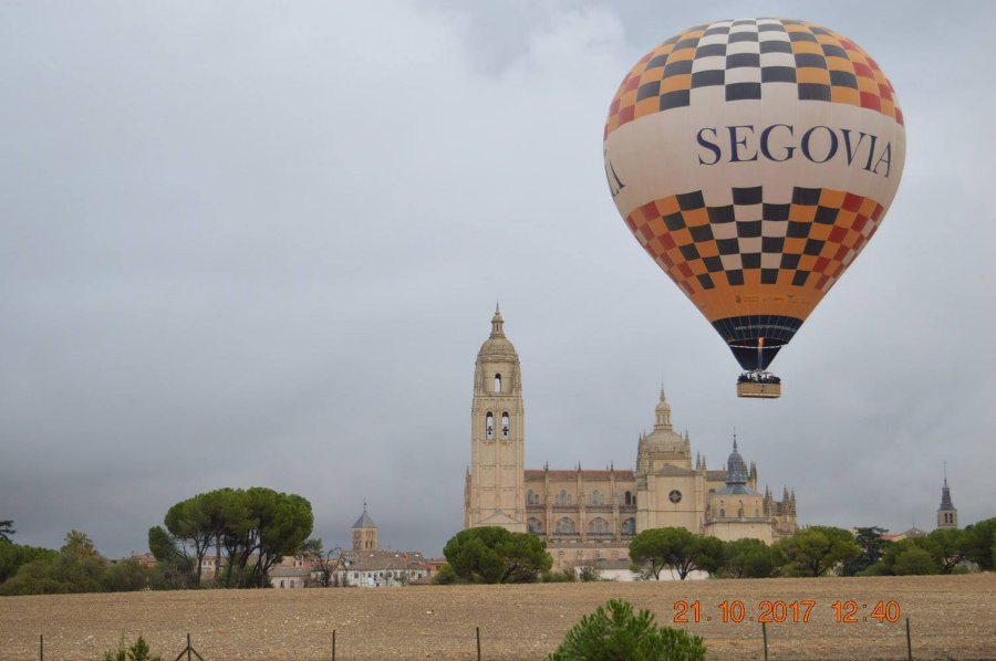 ◉‿◉  Kin  ◉‿◉, 41, Mumbai, India