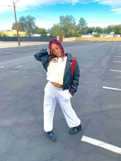 Kiki, 38, Tucson, United States