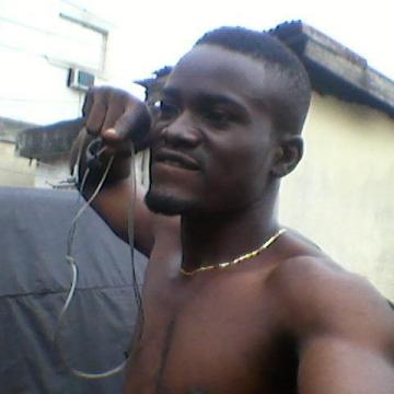 AFEEZ, 37, Lagos, Nigeria