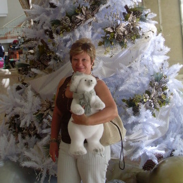 Ольга, 70, Moscow, Russian Federation