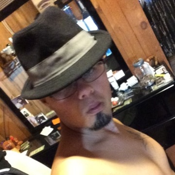 Emannuel G., 35, Fresno, United States