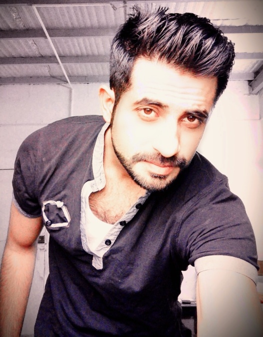 Salman , 39, Khamis Mushait, Saudi Arabia