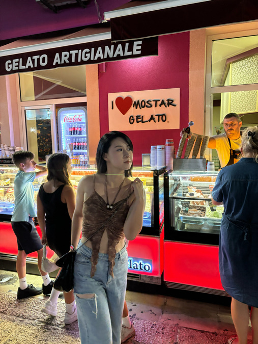 Chloe, 34, Mostar, Bosnia and Herzegovina