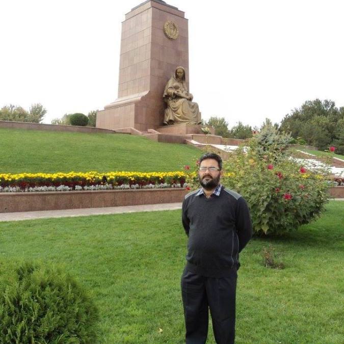 dr makil, 51, Peshawar, Pakistan