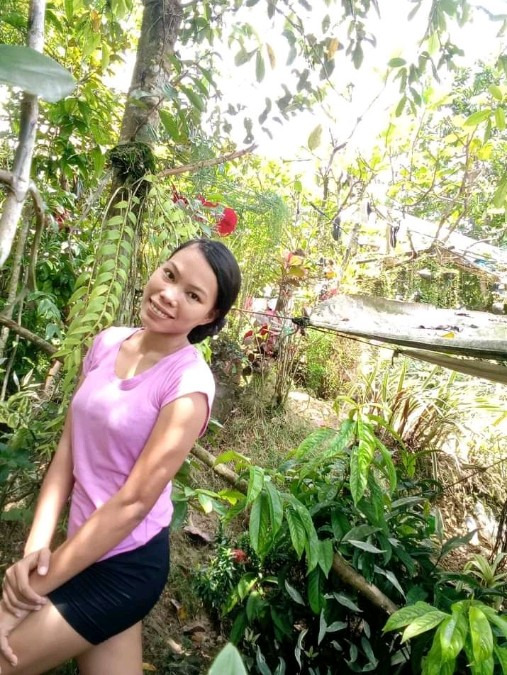 Dennalyn Cabilin, 23, Villaba, Philippines