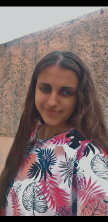 Zara, 19, Algiers, Algeria