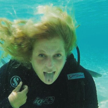 J, 35, Male, Maldives