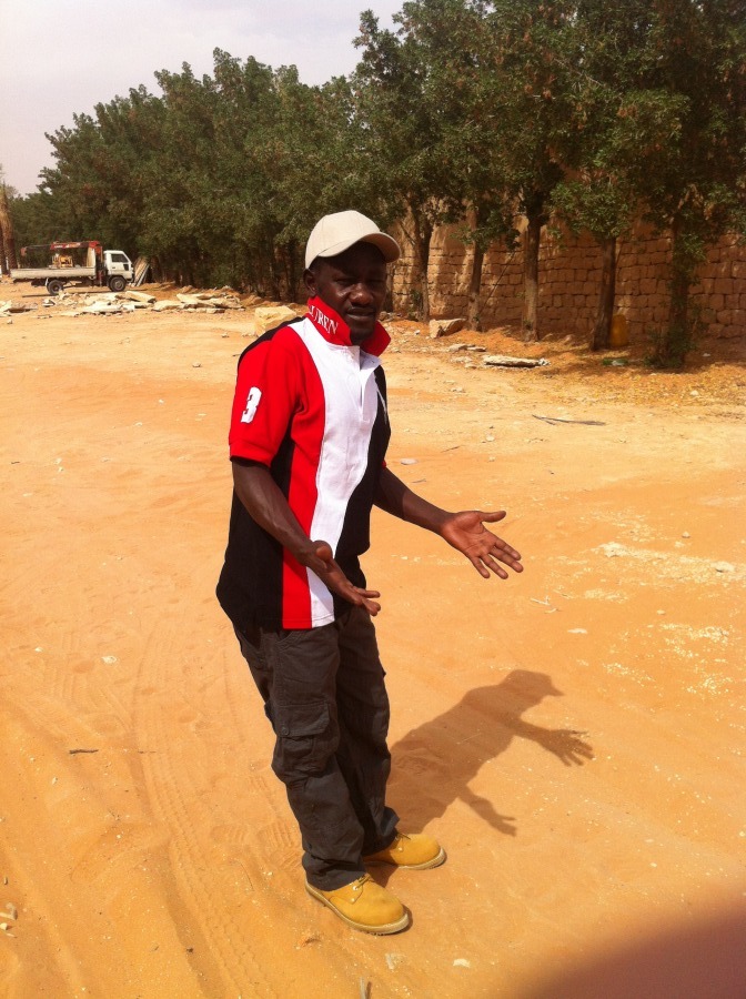 JONATHAN , 45, Nairobi, Kenya