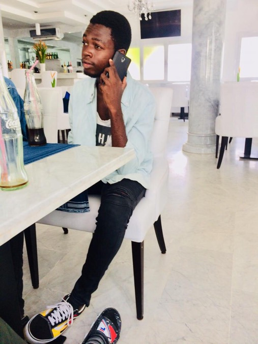 Âçhrâf J'sûïs, 26, Lome, Togo