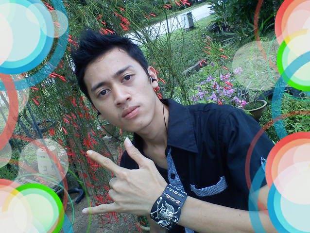 AGUS ROHMAN, 36, Bogor, Indonesia