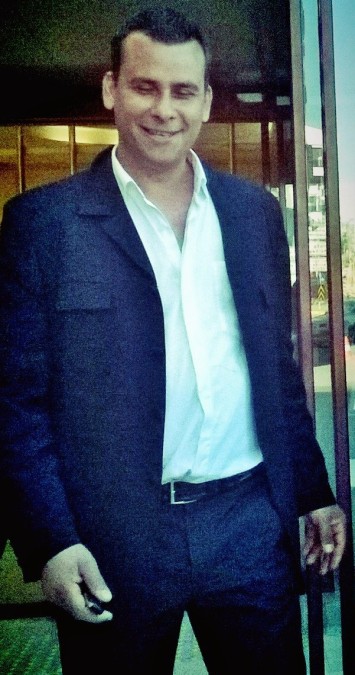 sahin, 53, Izmir, Turkey