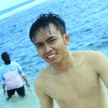 Rizal PAnatagama ISkandar, 34, Yogyakarta, Indonesia