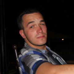 Kresh SH, 36, Geneva, Switzerland