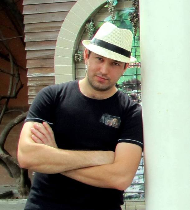 Adam, 44, Dubai, United Arab Emirates