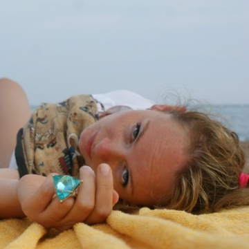 Nika Kiriienko, 41, Kiev, Ukraine