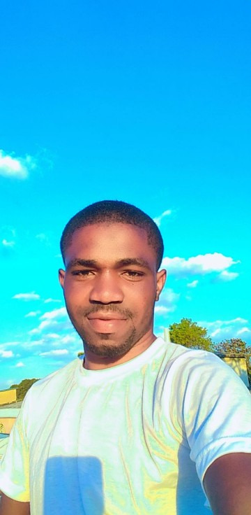 Cadet, 20, Port-au-Prince, Haiti