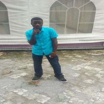 mayowa, 35, Lagos, Nigeria