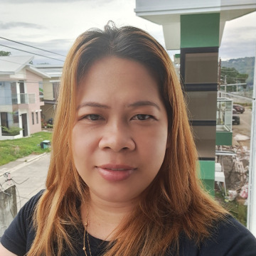 Geminni Olario, 43, Doha, Qatar