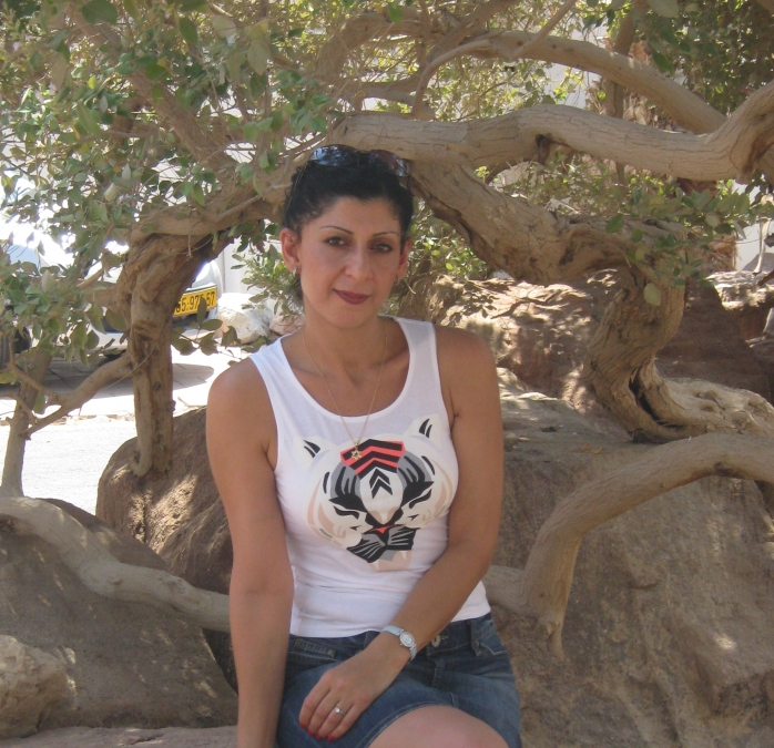 Raella, 51, Tel Aviv, Israel