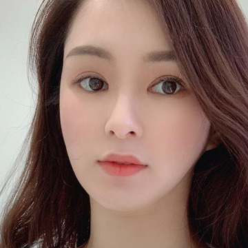 Alyna, 35, Paris, France