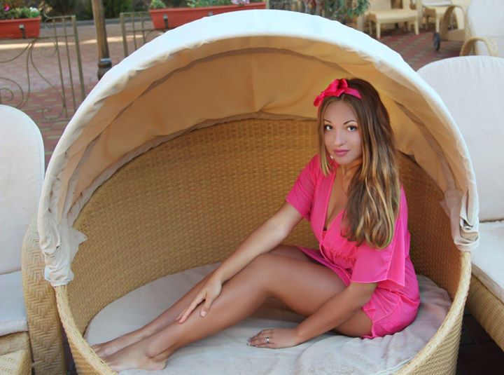 Ekaterina Azhinova, 35, Dnipro, Ukraine