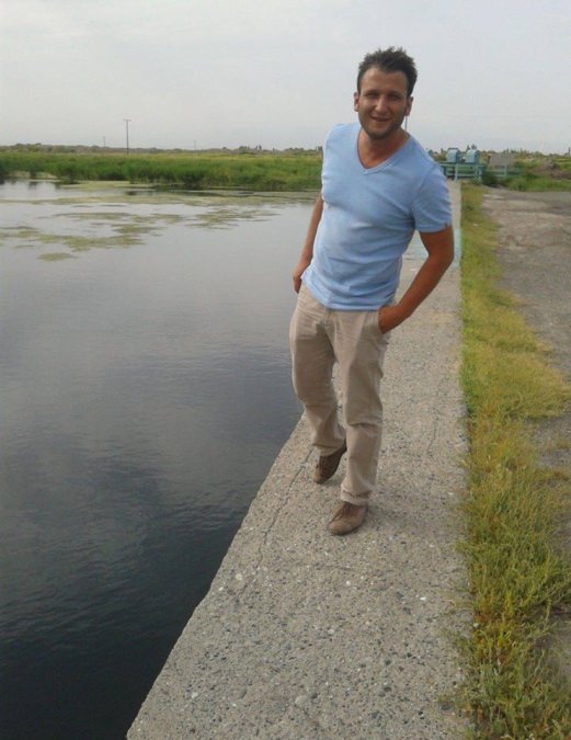 ünsal, 42, Istanbul, Turkey