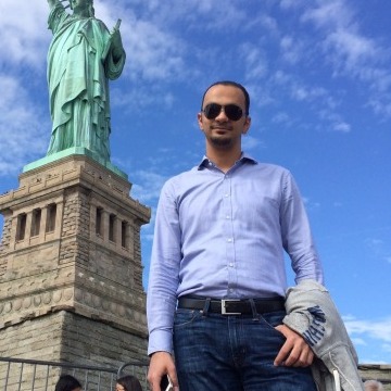 Moe, 40, Jeddah, Saudi Arabia