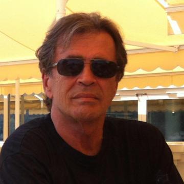 Yannick Rey, 71, Abidjan, Cote D'Ivoire