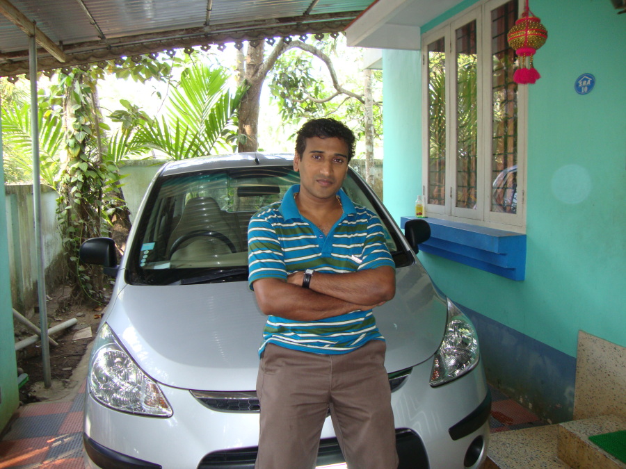 SREENIVAS, 48, Kochi, India