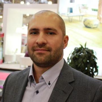 OmarP, 60, Spokane, United States