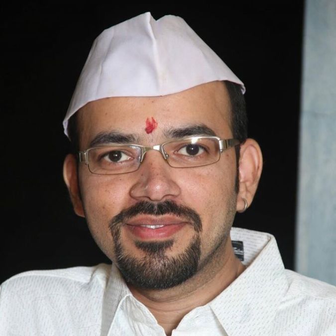 Makarand Pandhe, 42, Mumbai, India