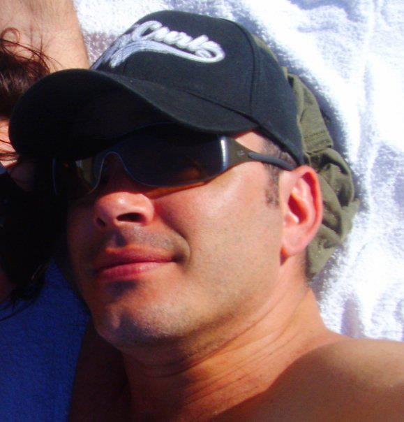 Hal, 54, Dubai, United Arab Emirates