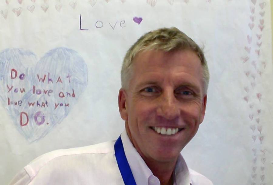 martin, 63, Jeddah, Saudi Arabia