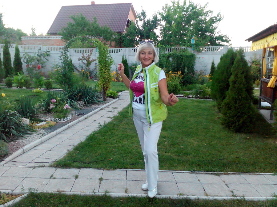NATALYA, 72, Kryvyi Rih, Ukraine