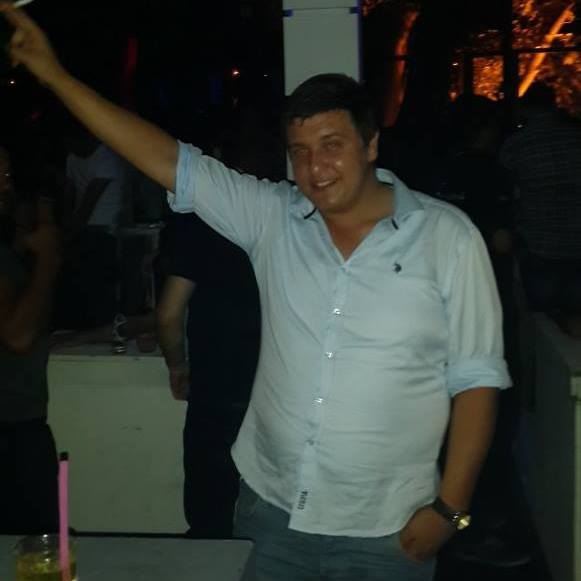 Recep Sarsıplı, 36, Istanbul, Turkey