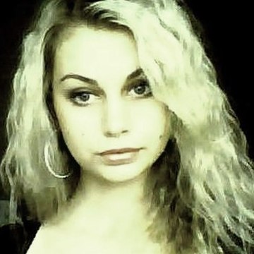 Аліна Савчук, 33, 