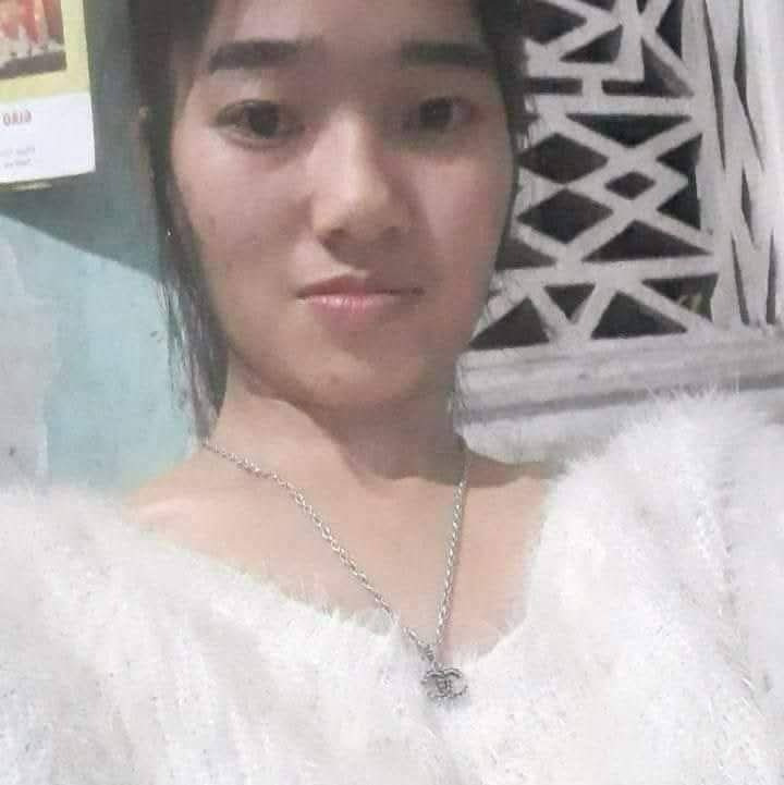 Trang Đài, 29, Hong Gai, Vietnam