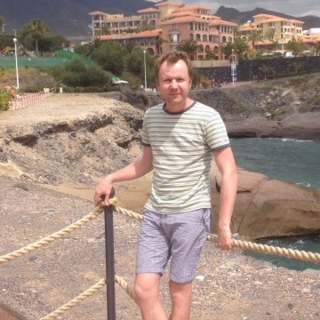 Anton, 46, Saint Petersburg, Russian Federation