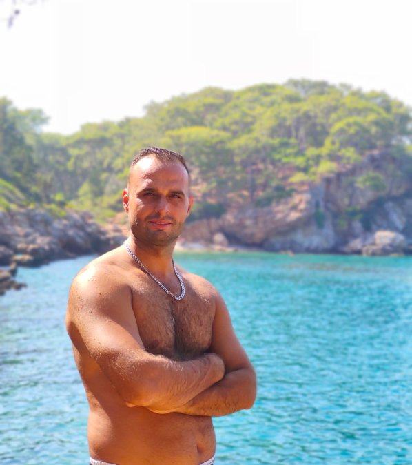 İskender, 39, Antalya, Turkey