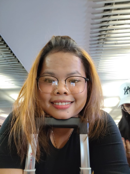 Lola Nainggolan, 30, Singapore, Singapore