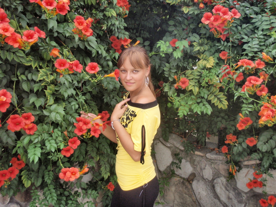 инна, 37, Tyumen, Russian Federation