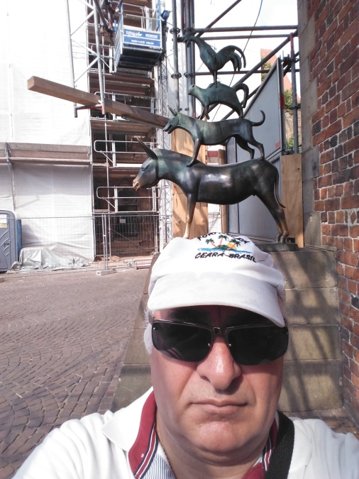 Ali, 57, Istanbul, Turkey