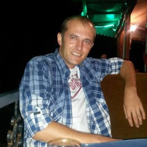 Özcan Çakır, 40, Malkara, Turkey